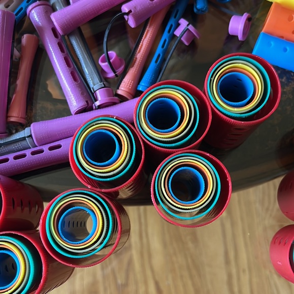 Assorted hair curlers rollers clips perm rods - Picture 3 of 5